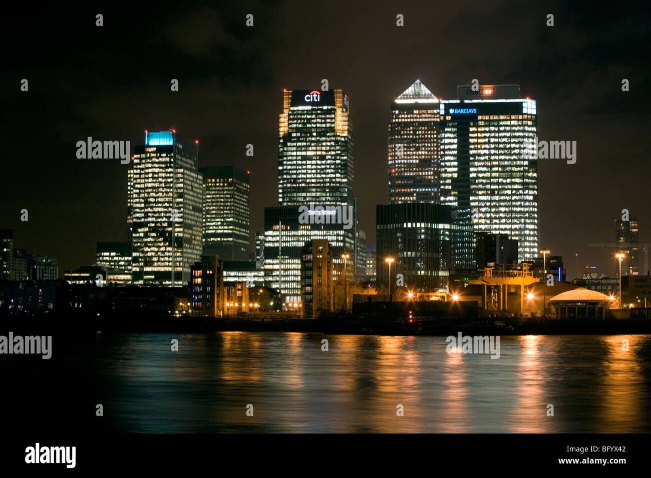 Canary Wharf Financial District London England Stock Photo - Alamy
