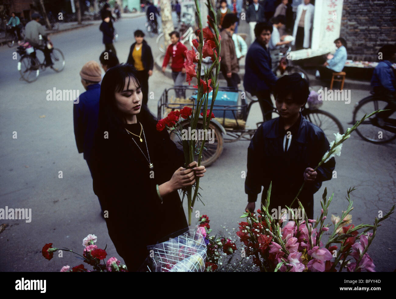 An outdoor flower market in Kunming, China Stock Photo - Alamy