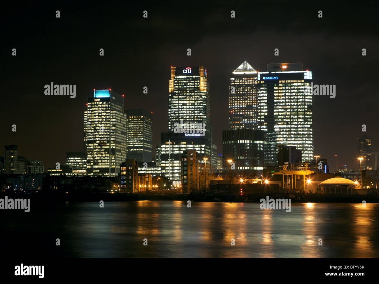Canary Wharf Financial District London England Stock Photo - Alamy