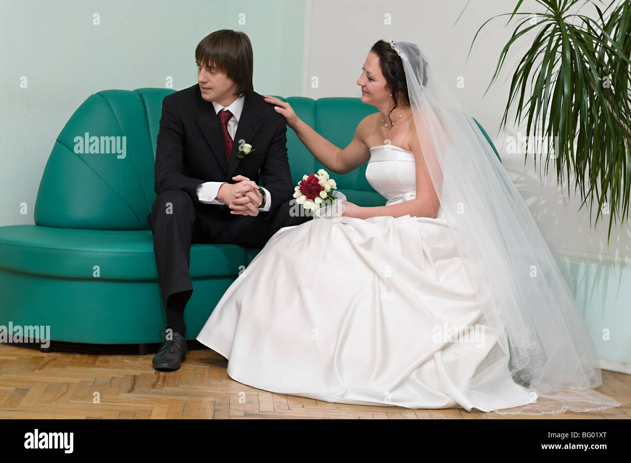 Men tuxedo sit hi-res stock photography and images - Alamy