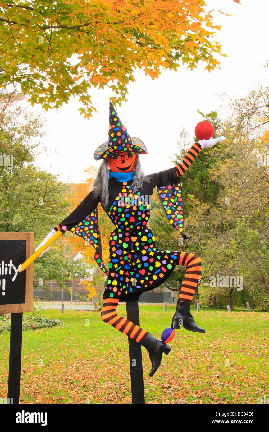 Halloween Decoration, Main Street, Grafton, Vermont Stock Photo Alamy