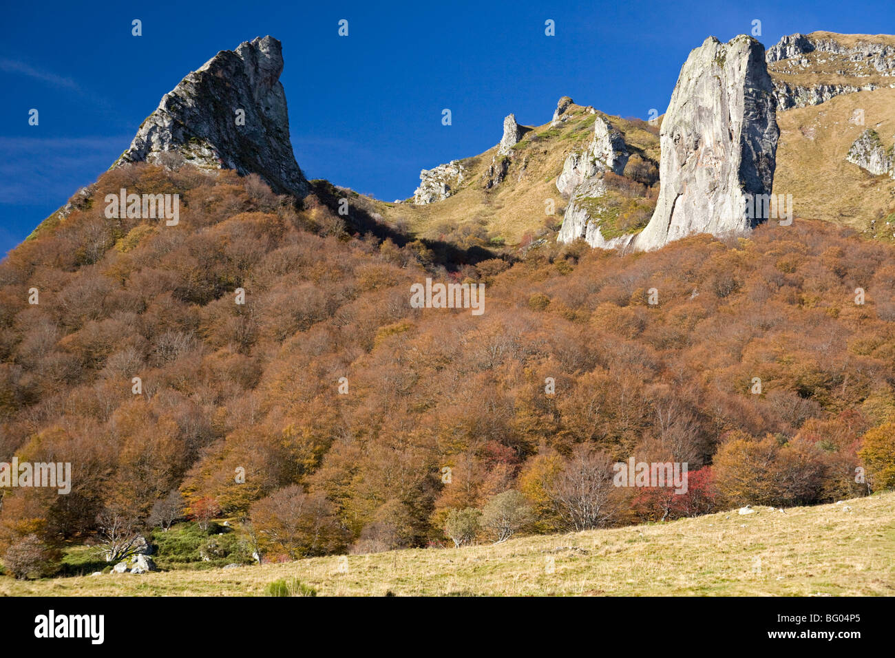 The Chaudefour valley, in Autumn (Puy de Dôme - Auvergne - France). La vallée de Chaudefour, en automne (Puy-de-Dôme - France). Stock Photo