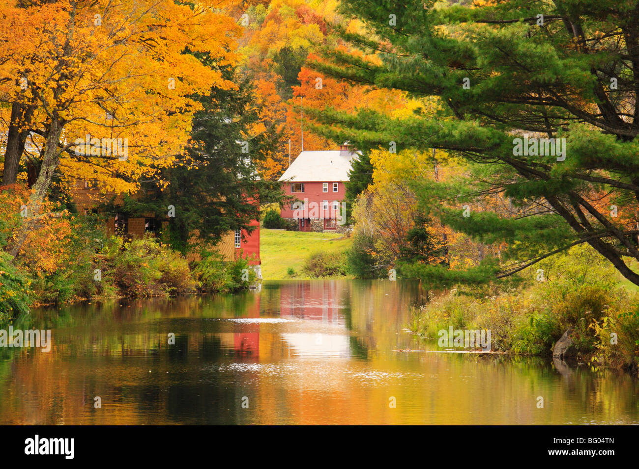 Mill pond eastern hires stock photography and images Alamy