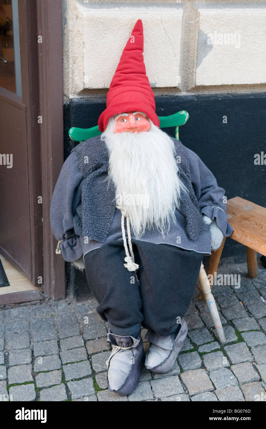 Santa claus sitting on a chair hi-res stock photography and images - Alamy