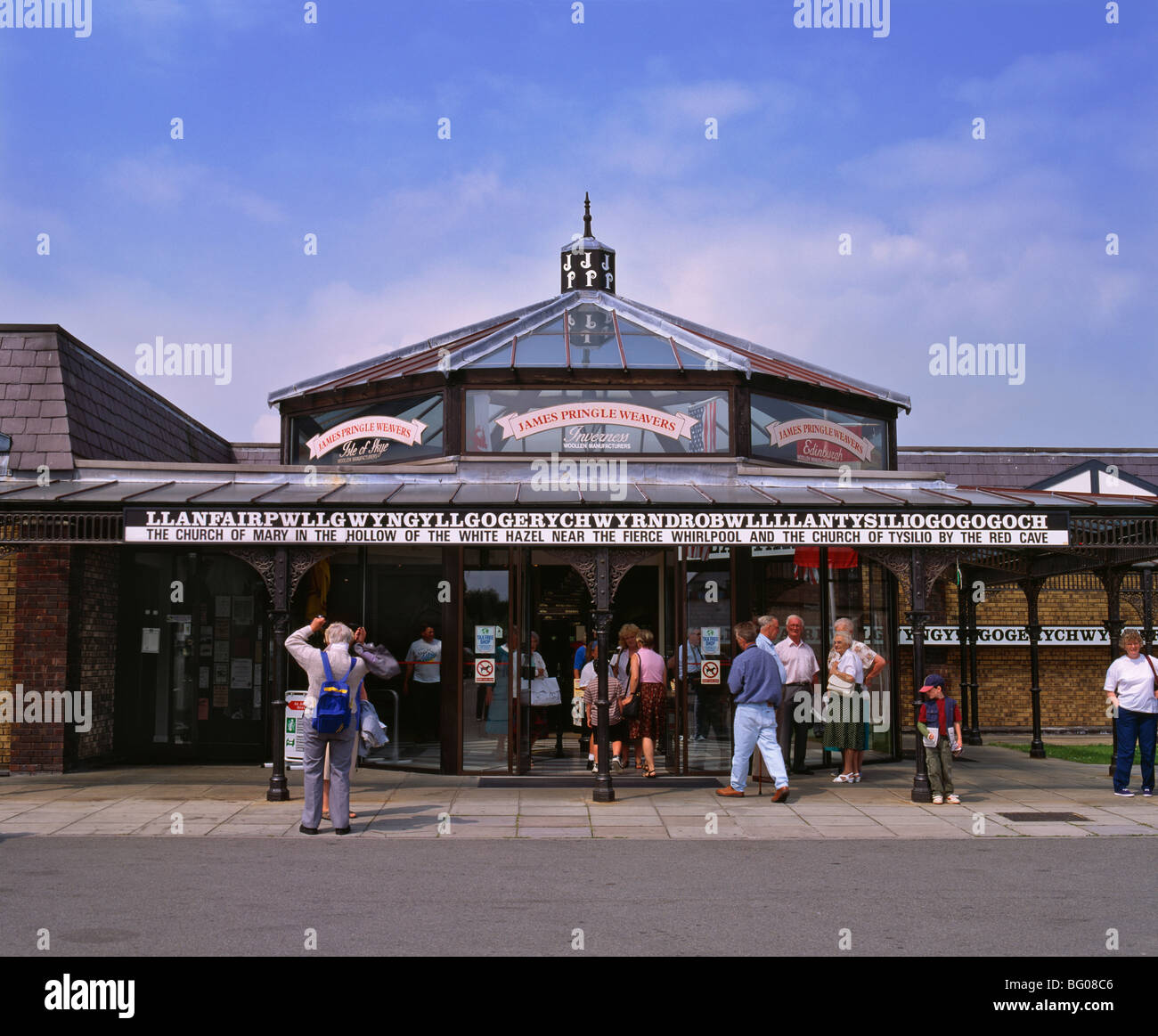 Llanfairpwll hires stock photography and images Alamy