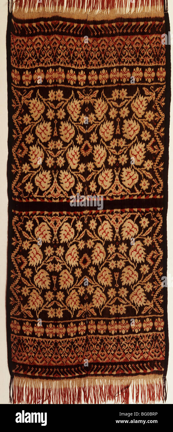 Scarf - Hand Dyed & Hand woven on a loom - from Lembata Scarf - Hand Dyed & Hand woven on a loom - from Lembata