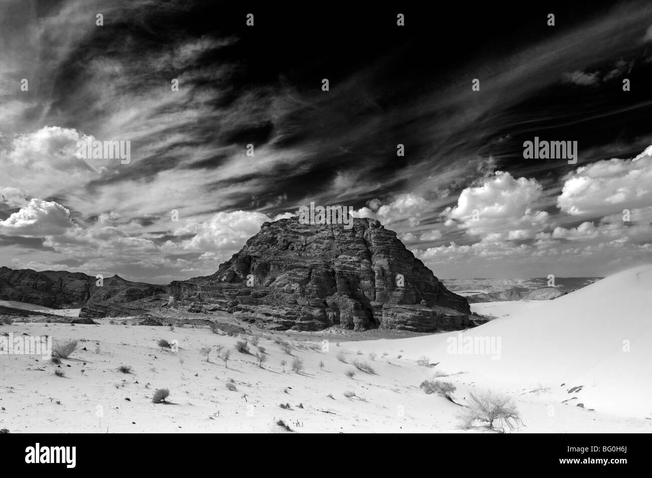 Beautiful desert vistas Black and White Stock Photos & Images - Alamy