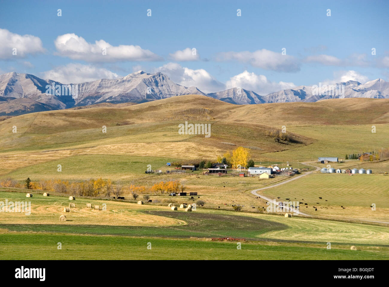 Kananaskis Mountains, Canadian Rockies Front Ranges, with farmed foothills near Okotoks, south of Calgary, Alberta, Canada Stock Photo