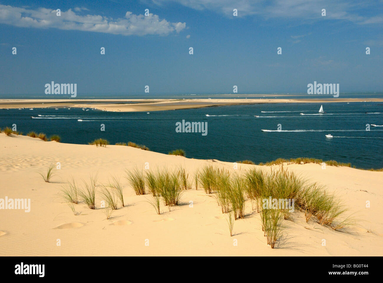 Sand banks, motor and sailing boats, Bay of Arcachon, Cote d'Argent, Gironde, Aquitaine, France, Europe Stock Photo
