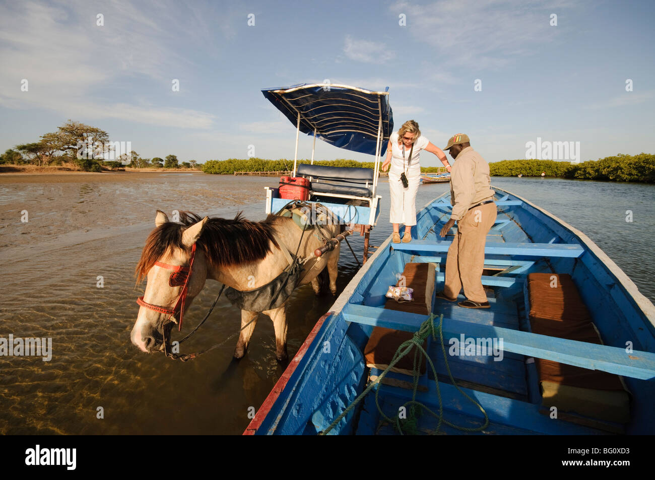 Pirogue boat hi-res stock photography and images - Alamy