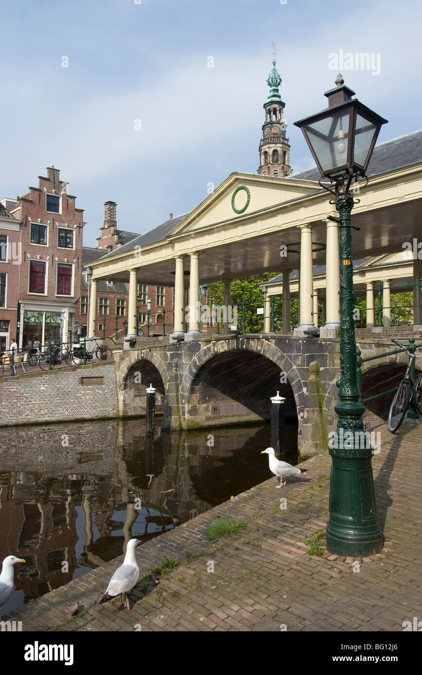 The Corn Bridge, Centre of the Old Town, Leiden, Netherlands, Europe ...