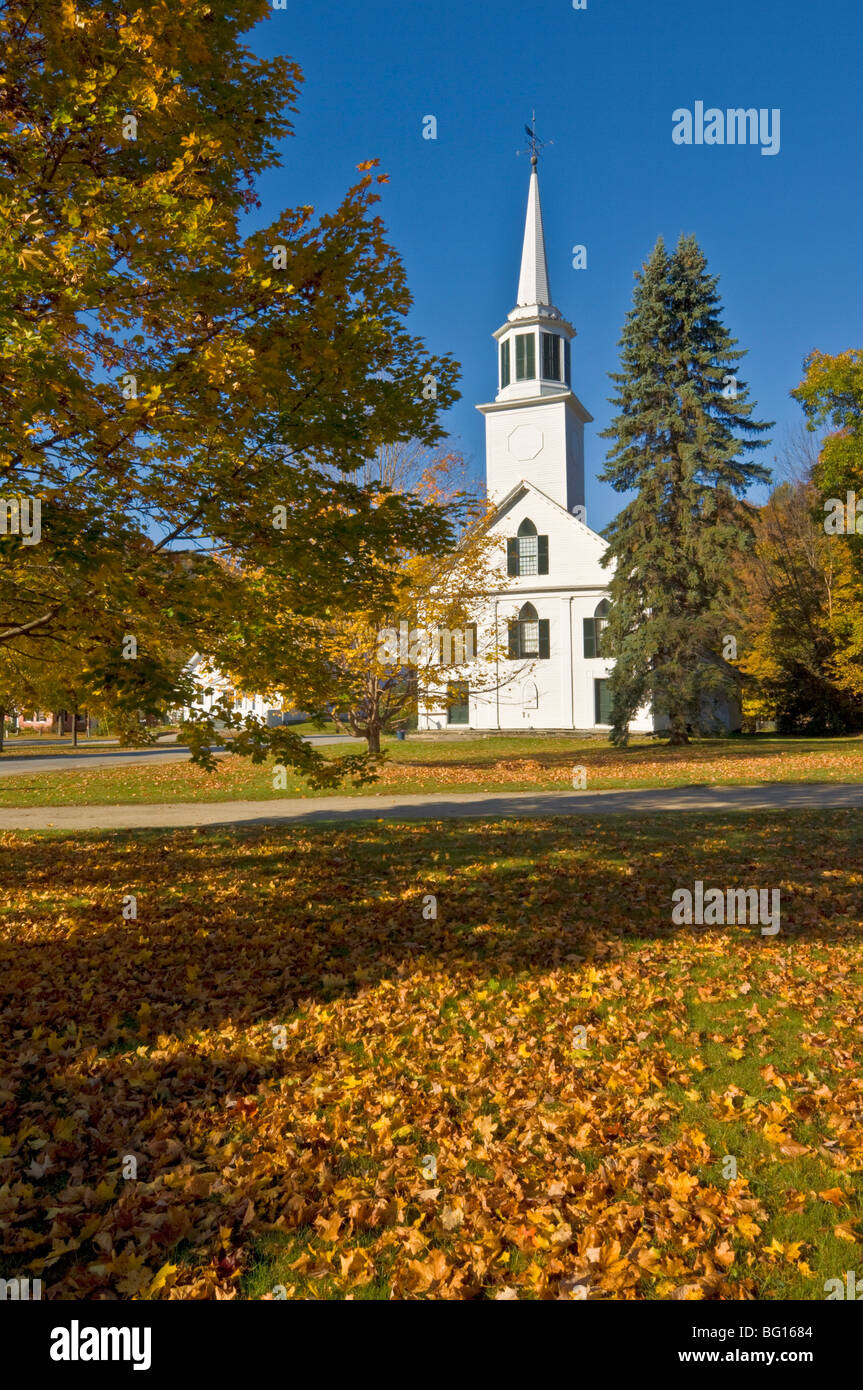 Autumn fall colours around traditional white timber clapperboard church, Townshend, Vermont, New England, USA Stock Photo