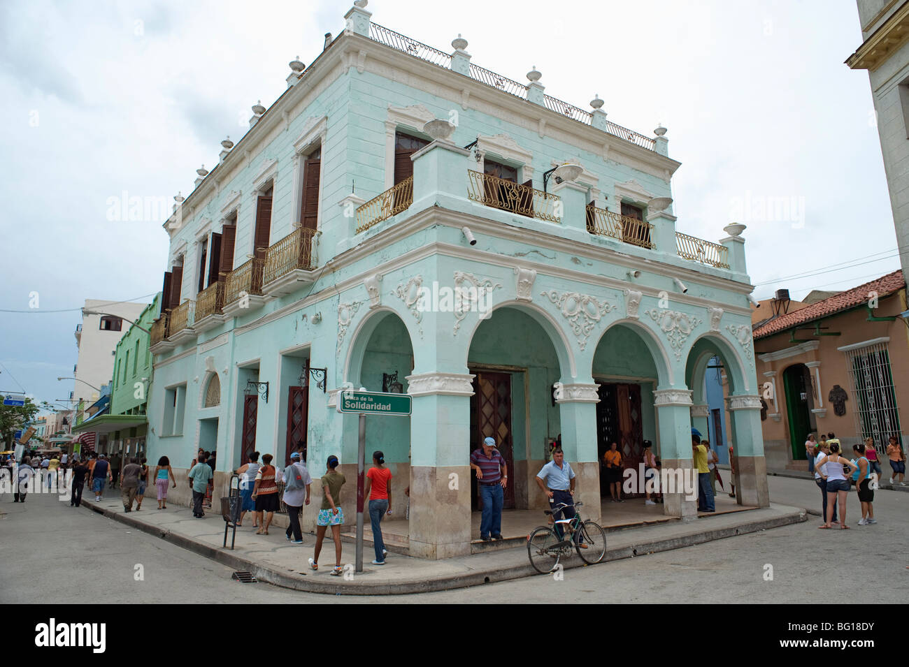 Popular cafe in Plaza de la Solidaridad (Solidarity Square), Camag�ey, Cuba, West Indies, Central America Stock Photo