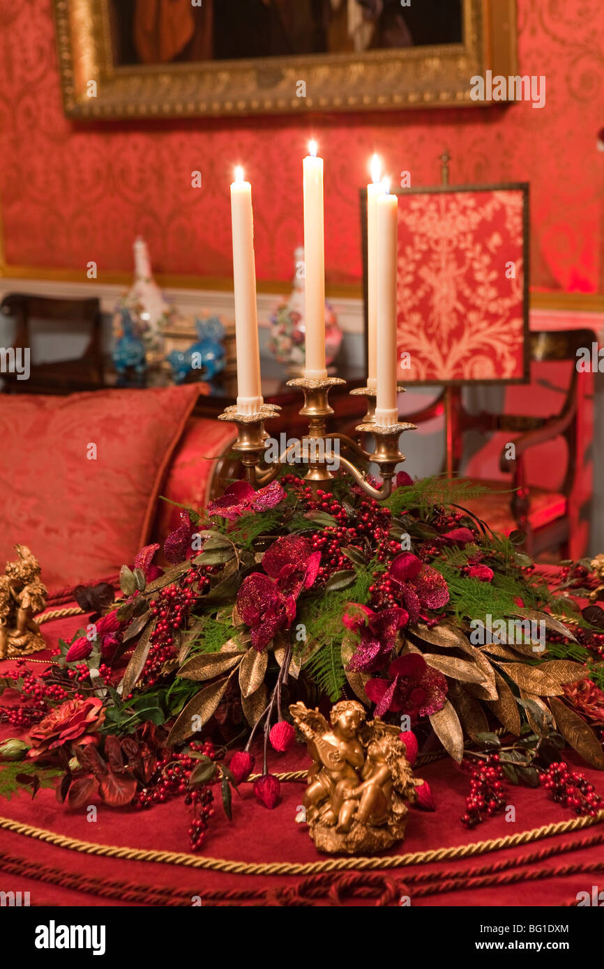UK, England, Cheshire, Knutsford, Tatton Hall, drawing room at Christmas, candelabra table decoration Stock Photo