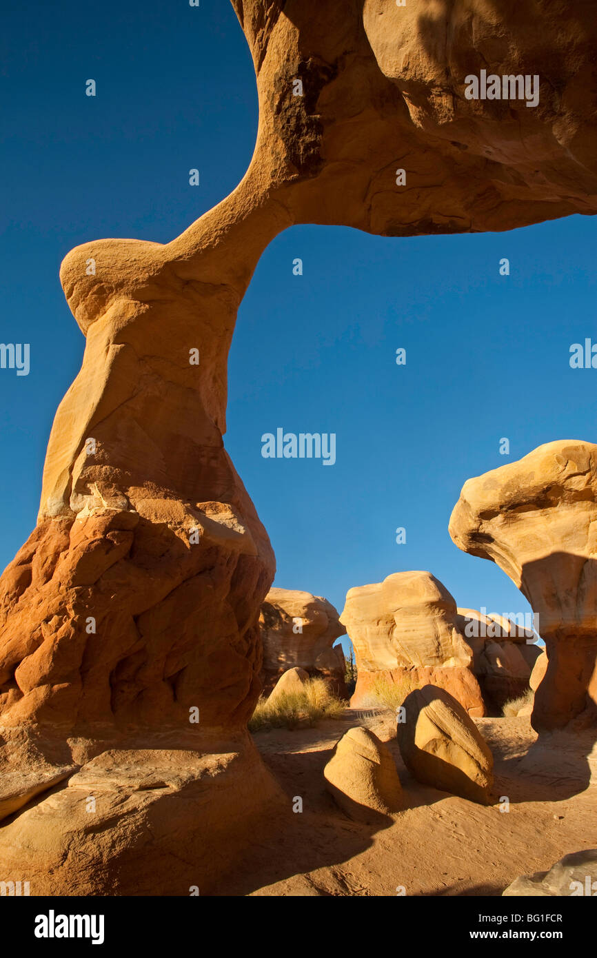 Metate Arch, Devil's Garden State Park, Utah Stock Photo