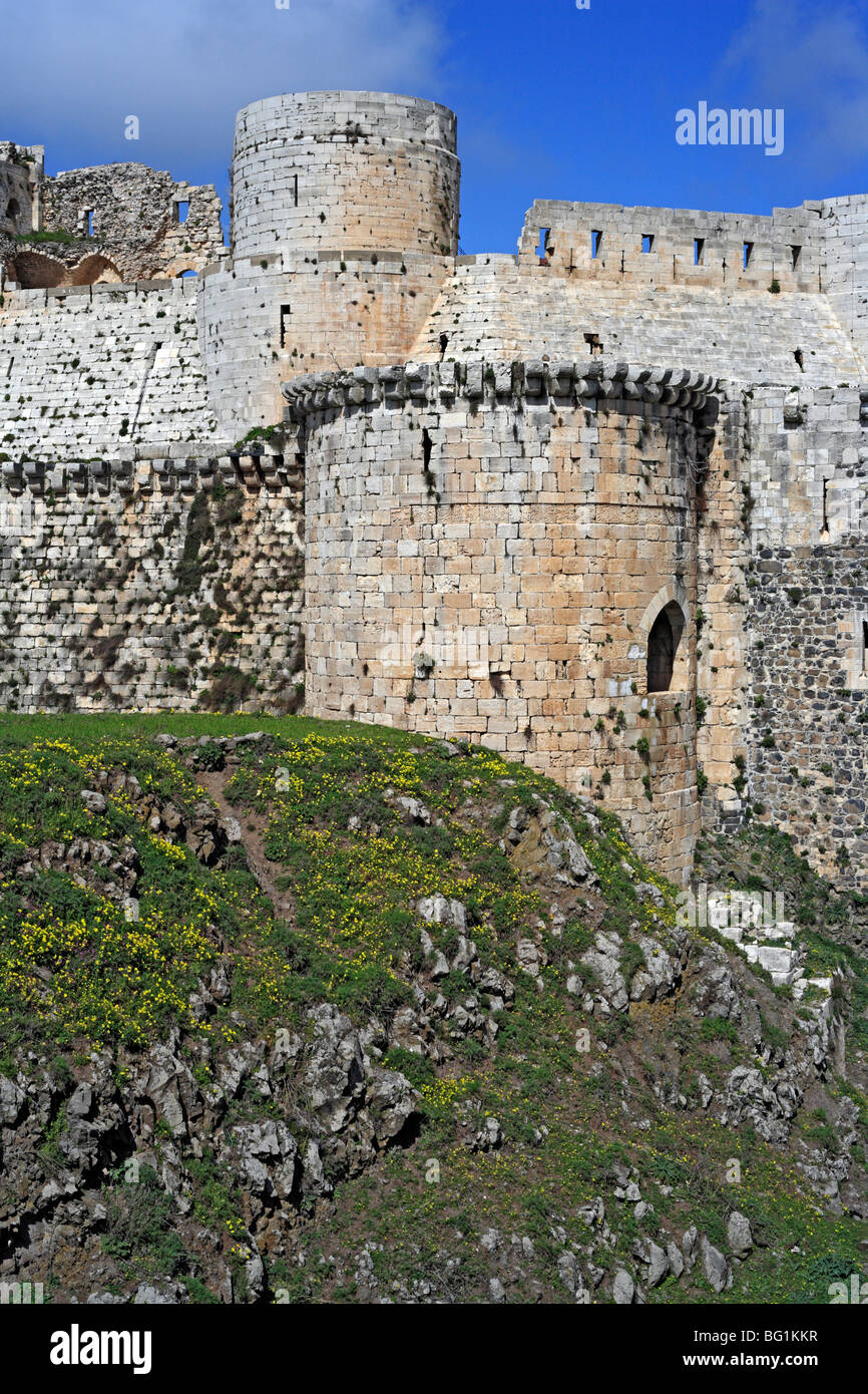 Crusaiders castle Krak des Chevaliers (Castle of the Knights), Qalaat al Hosn, (1140-1260), Syria Stock Photo