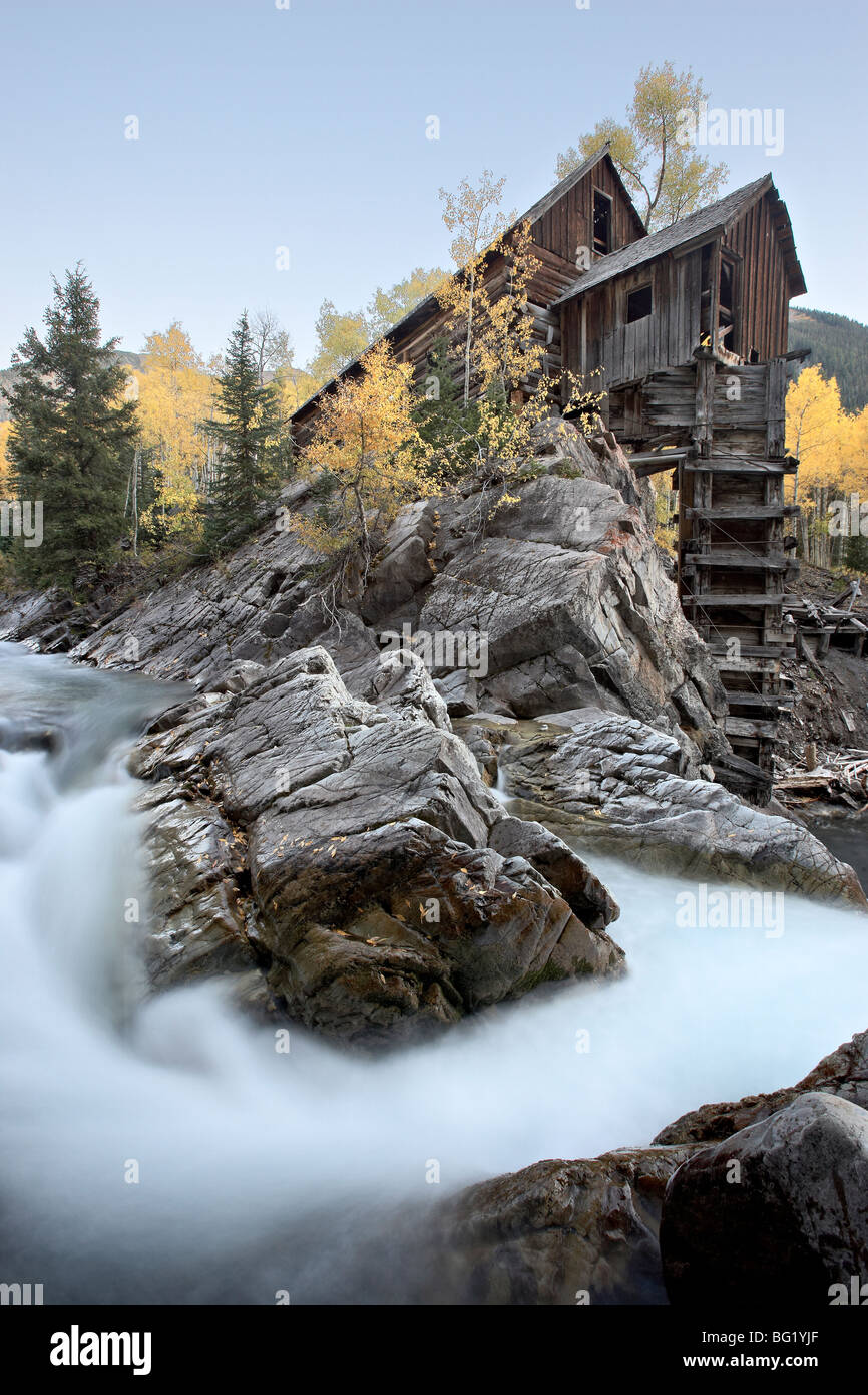 Crystal Mill with aspens in fall colors, Crystal, Colorado, United States of America, North America Stock Photo