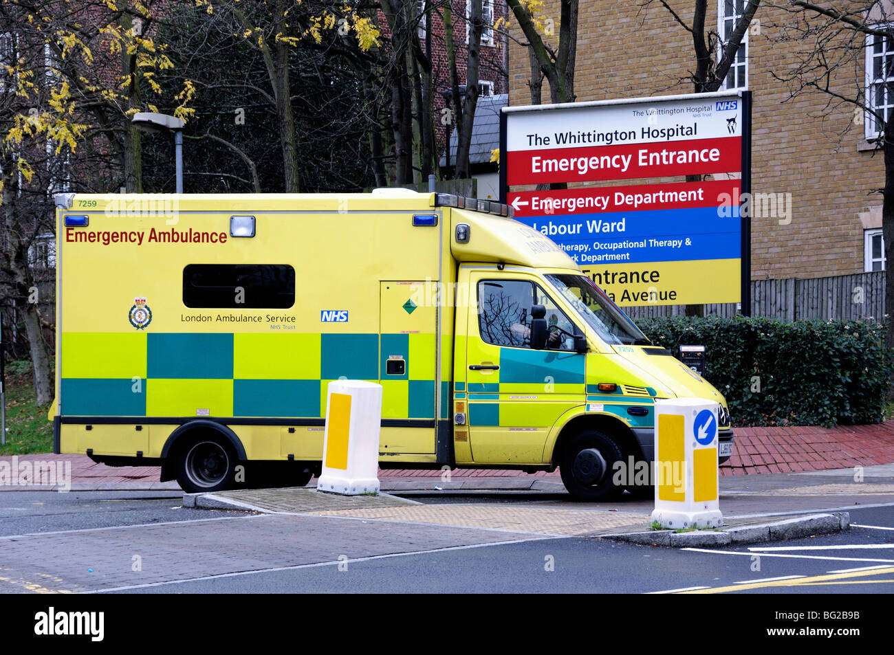 London Accident and Emergency Ambulance leaving the Whittington Hospital Highgate Hill Archway Islington England UK Stock Photo