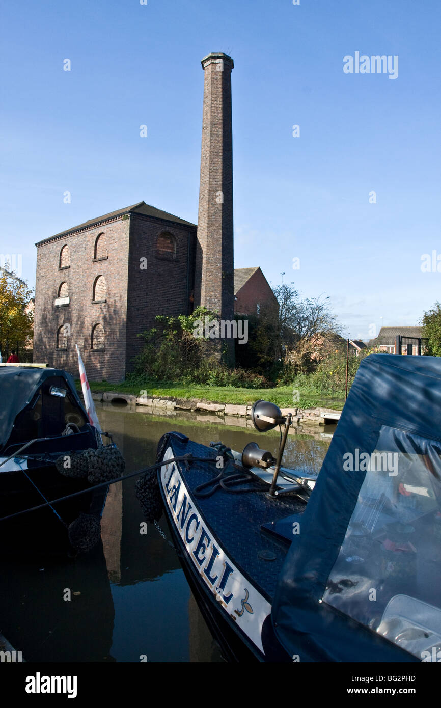 Pump House Sutton Stop and Hawkesbury Junction Coventry Warwickshire Stock Photo Alamy