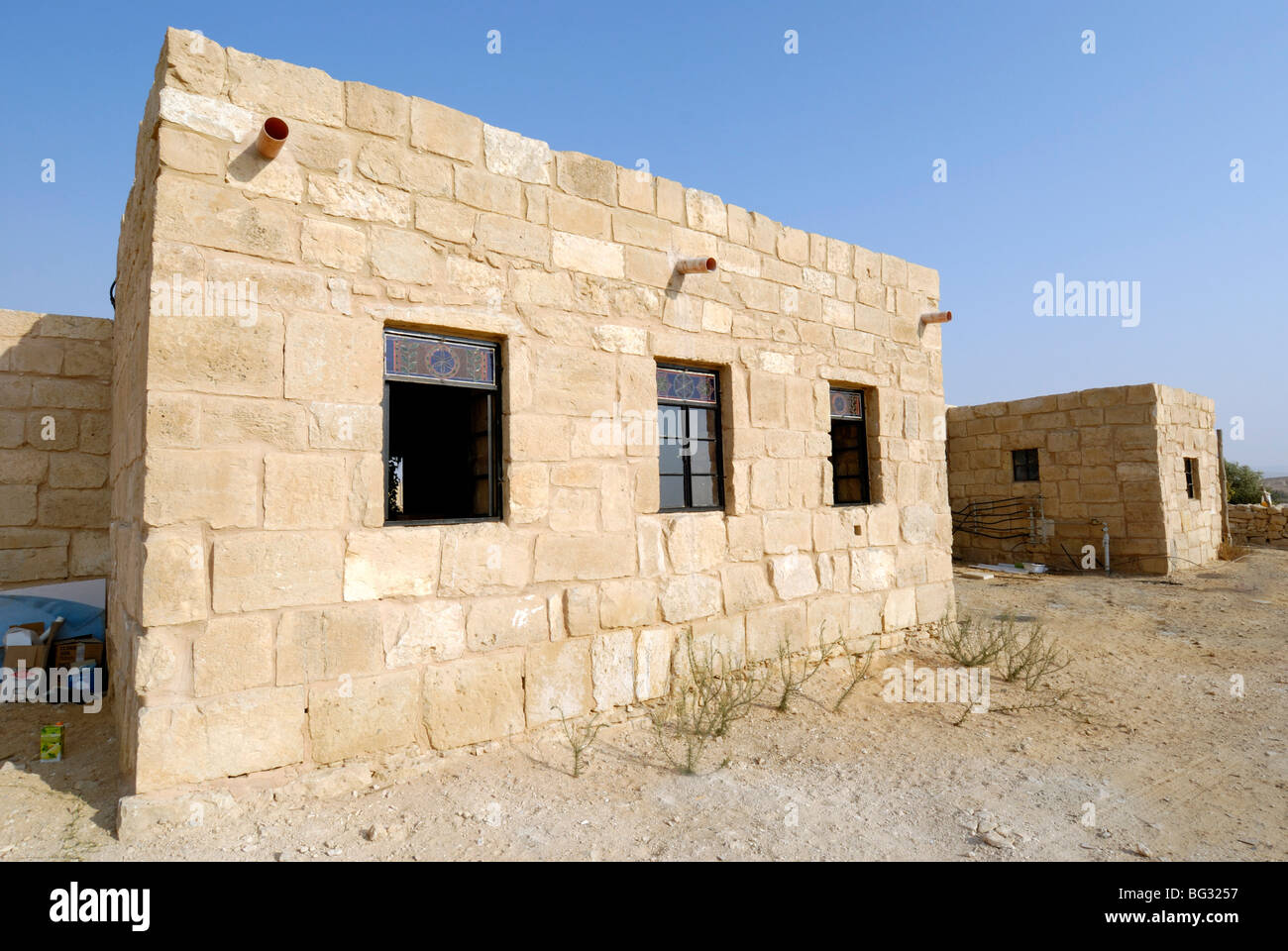 Israel, Negev, Shivta, a modern house built from local material using traditional building methods Stock Photo