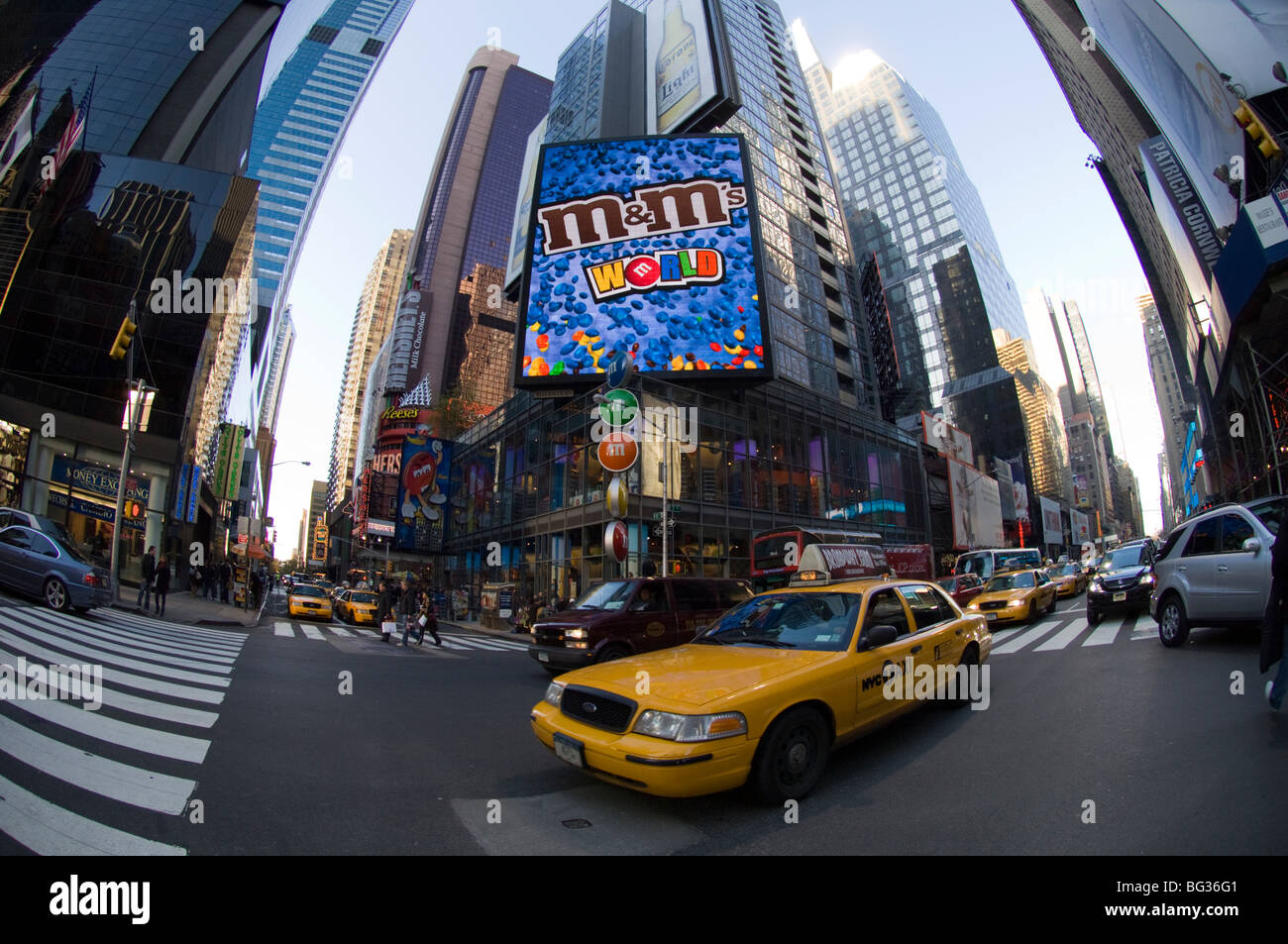 A sign outside the M&M store in Times Square in New York on Sunday, November 29, 2009. (© Frances M. Roberts) Stock Photo