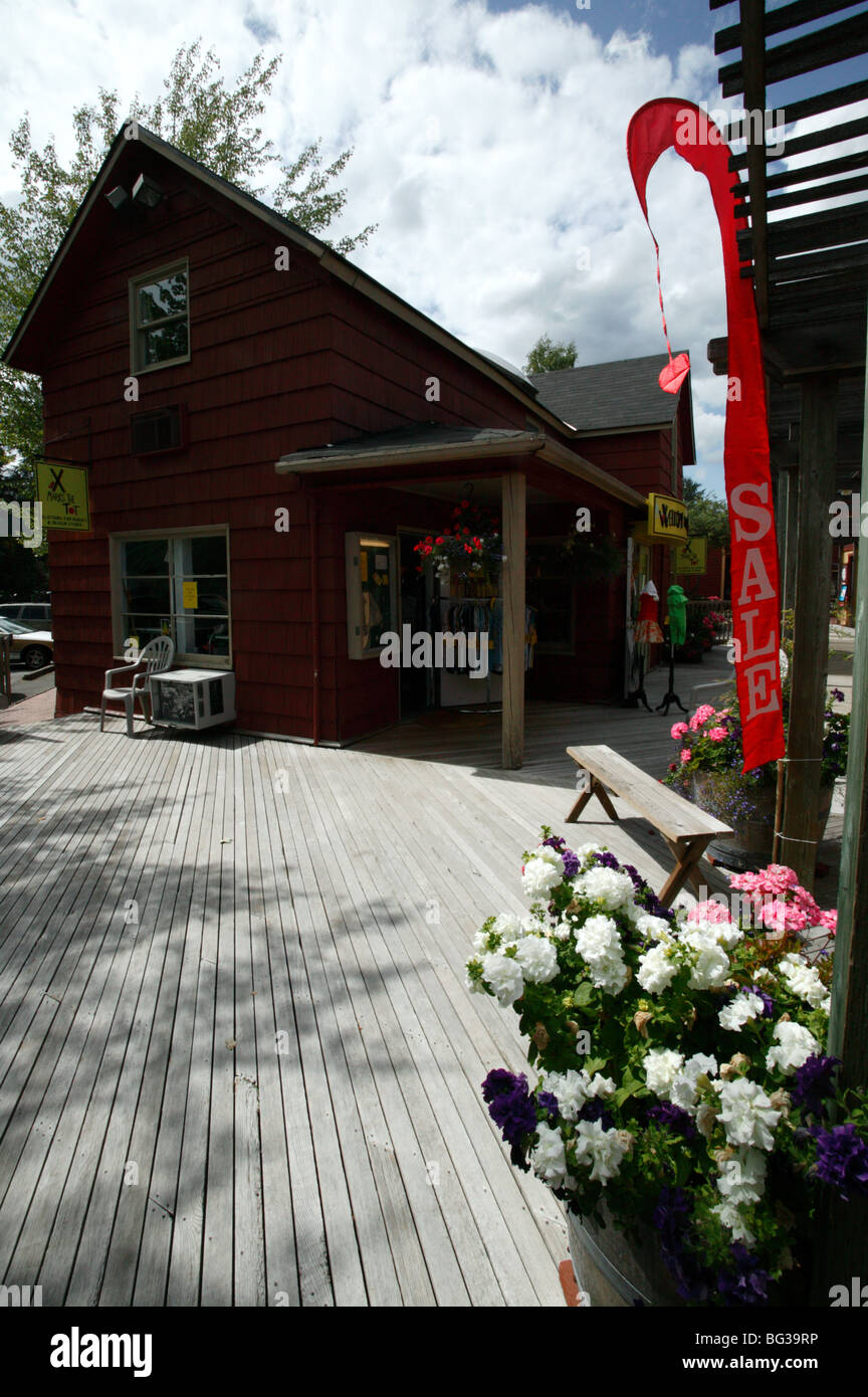 Photograph of a retail shop in Gilman Village, Issaquah, WA Stock Photo