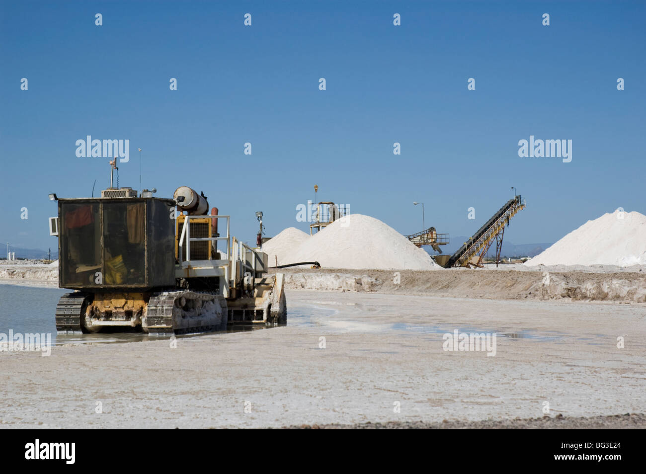 A Morton salt production facility that uses the Solar evaporation method, Glendale, Arizona, USA Stock Photo