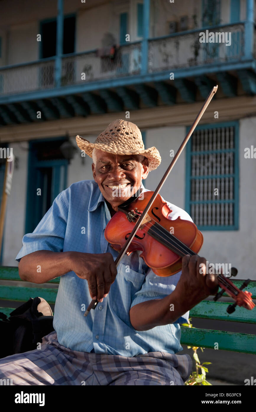 Violin player, Santiago de Cuba, Cuba, West Indies, Central America Stock Photo