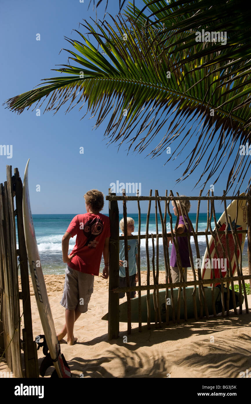 Sri Lanka Sinhalese Child High Resolution Stock Photography and Images ...