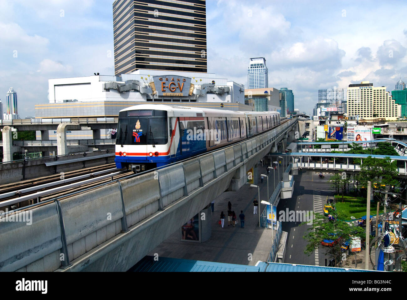 Bts Skytrain Bangkok Thailand Southeast Asia Asia Stock Photo Alamy Bts Skytrain Bangkok Thailand Southeast Asia Asia Stock Photo Alamy