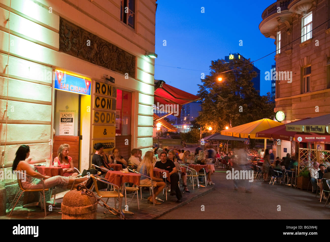 Nightlife Vienna Hi Res Stock Photography And Images Alamy