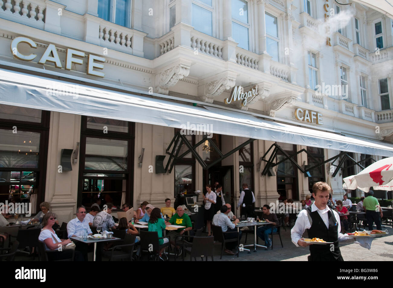 Mozart cafe wien hires stock photography and images Alamy
