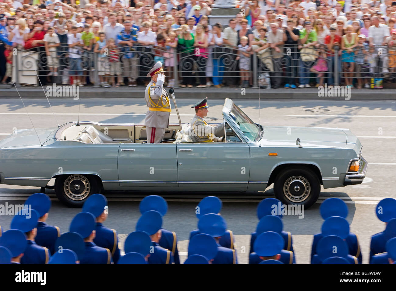 Annual Independence Day parade along Khreshchatyk Street and Maidan Nezalezhnosti (Independence Square), Kiev, Ukraine, Europe Stock Photo