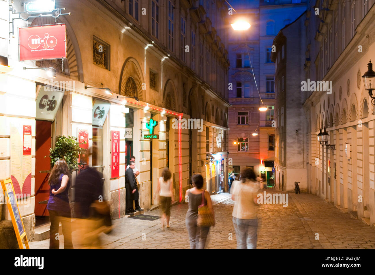 Nachtleben, Bermudadreieck bei Nacht, Wien, Österreich nightlife in