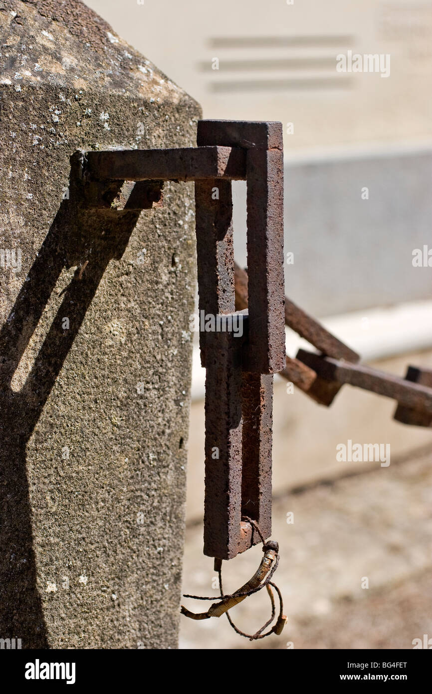 Stone and chain Stock Photo Alamy