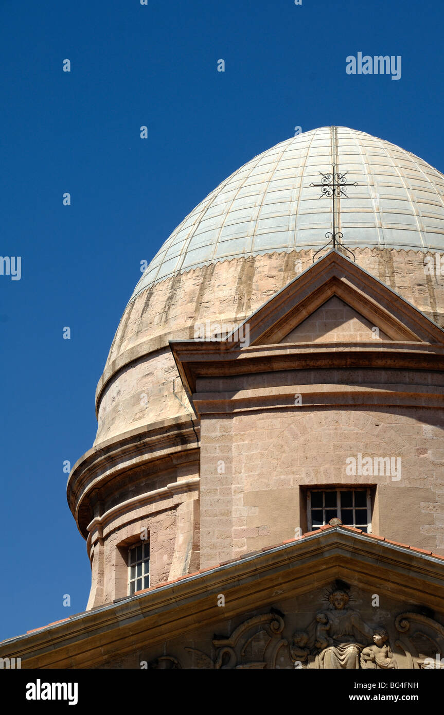 Baroque Dome of the Vieille Charité Museum (1671-1749), former Hospice by Pierre & Jean Puget, Panier Old Town Marseille, France Stock Photo