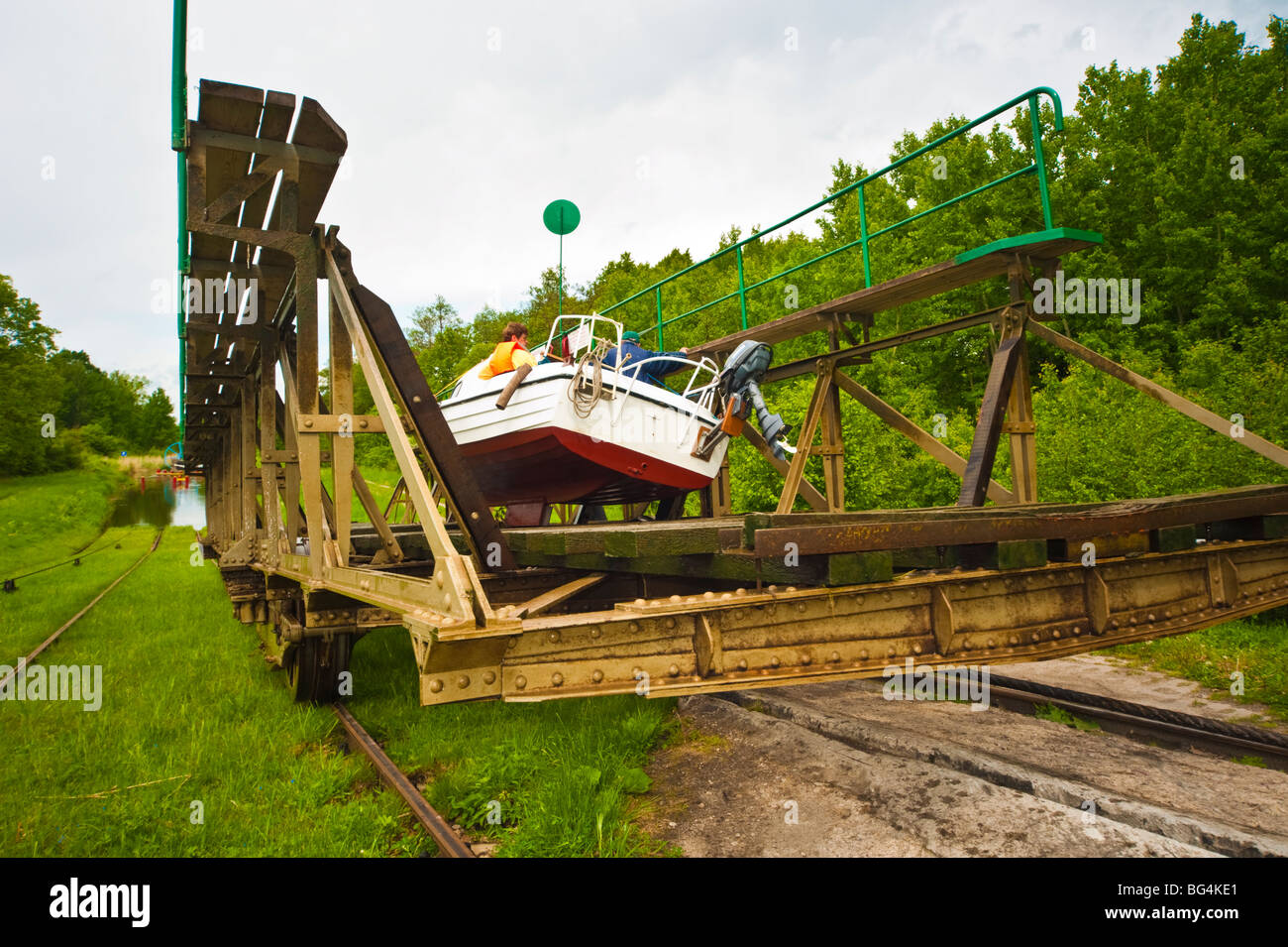 Ship car ramp hi-res stock photography and images - Alamy