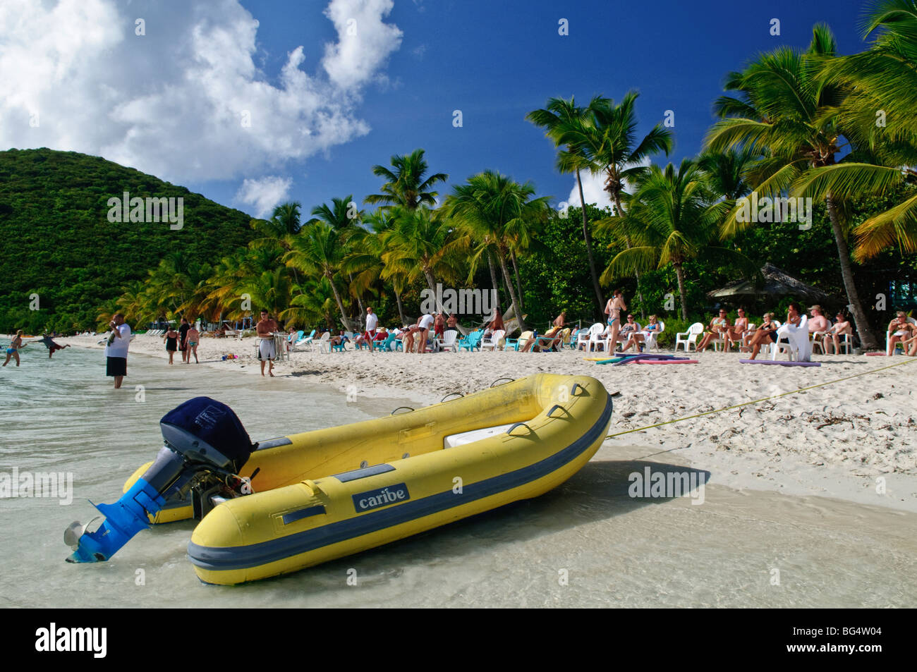 The Famous Soggy Dollar Bar On White Bay On The Island Of Jost Van Dyke In The British Virgin Islands With An Inflateable Dinghy In The Foreground Stock Photo Alamy