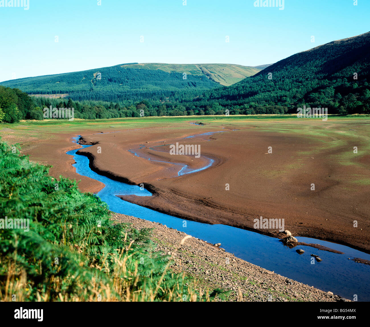 llwyn onn reservoir during water shortage brecon beacons national park powys wales Stock Photo
