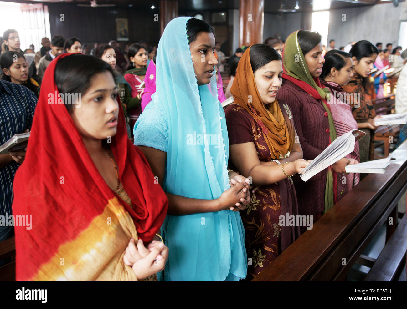 Sunday mass service in the roman catholic cathedral Saint Joseph's in Lucknow, Uttar Pradesh, India Stock Photo