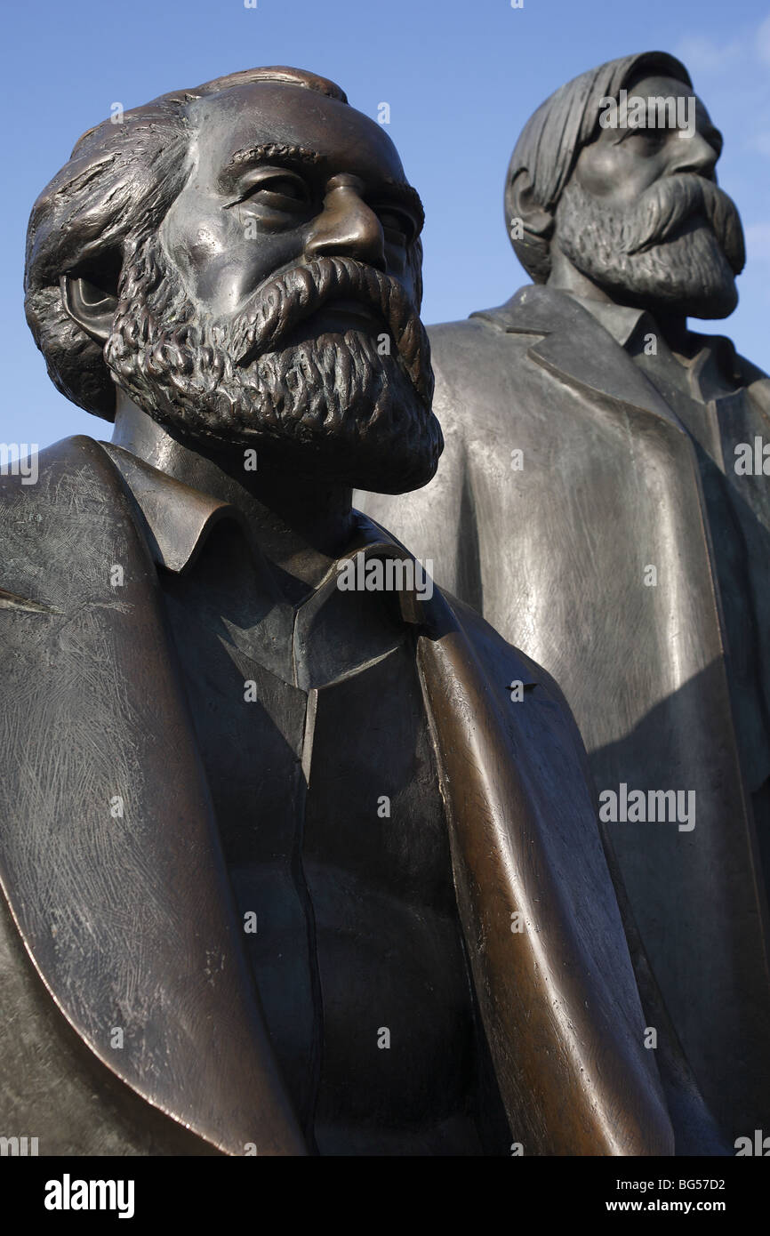 Statue of Karl Marx and Friedrich Engels in Berlin Stock Photo