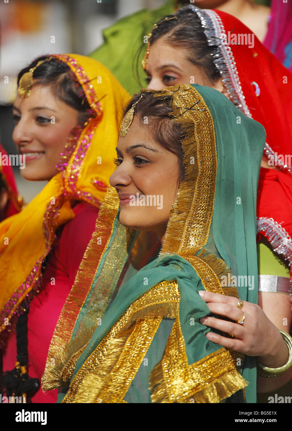 Punjabi girl for marriage in canada