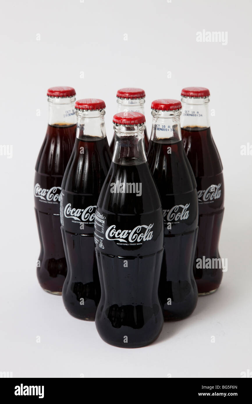 Coke cola bottle glass hires stock photography and images Alamy