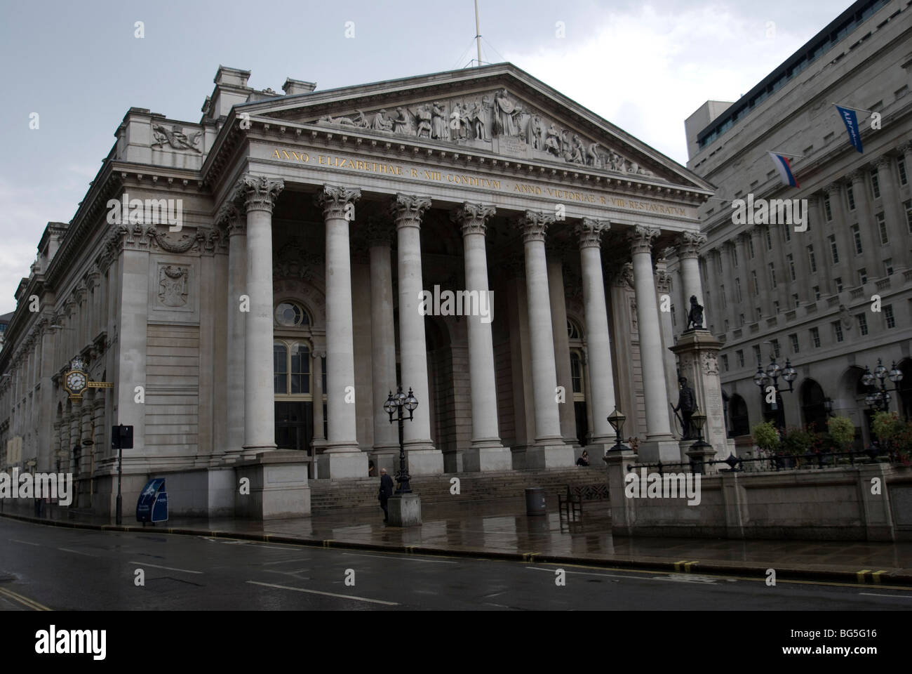 The Bank of England Headquarters, City of London, England Stock Photo ...