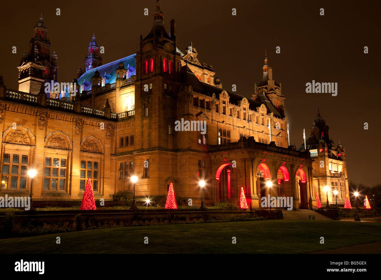 View of front of Kelvingrove art Gallery and museum at night Stock Photo