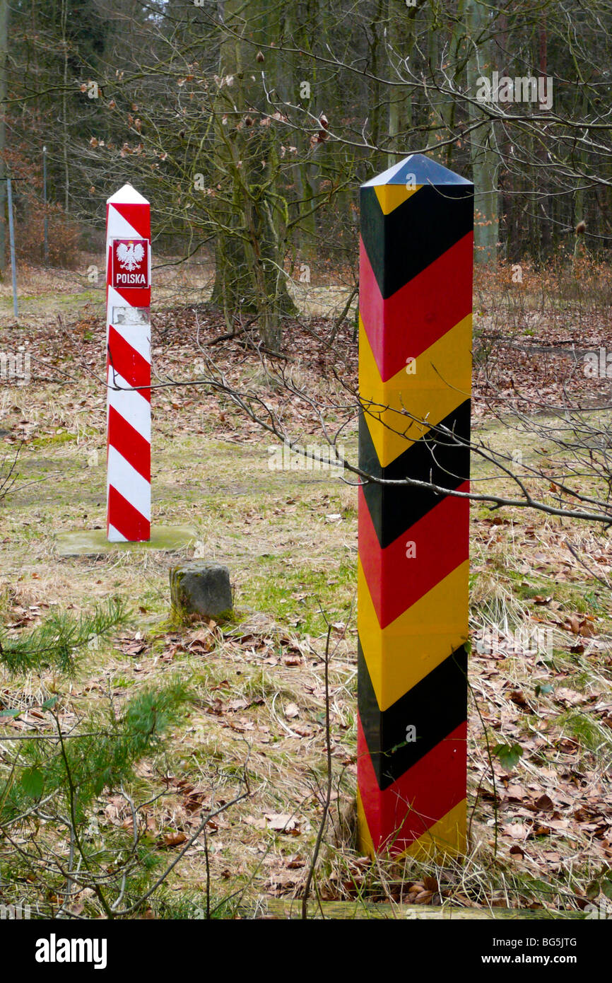 Grenze, Grenzstreifen Polen - Deutschland bei Swinemünde, Ahlbeck, Insel Usedom, Mecklenburg-Vorpommern, Deutschland | Polish-G Stock Photo