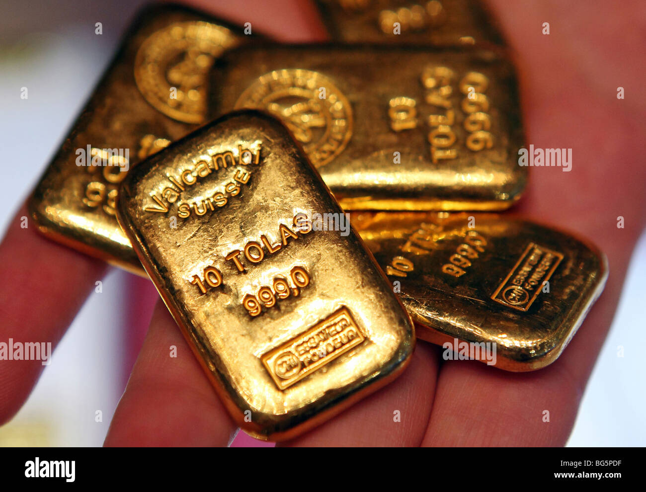 Gold bars, United Arab Emirates Stock Photo