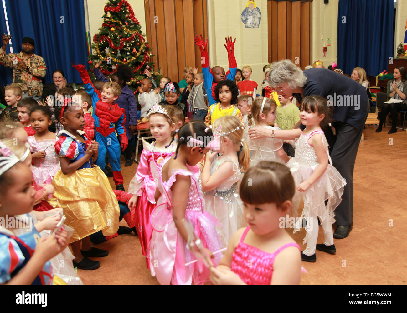 Children's Nativity Play Stock Photo Alamy