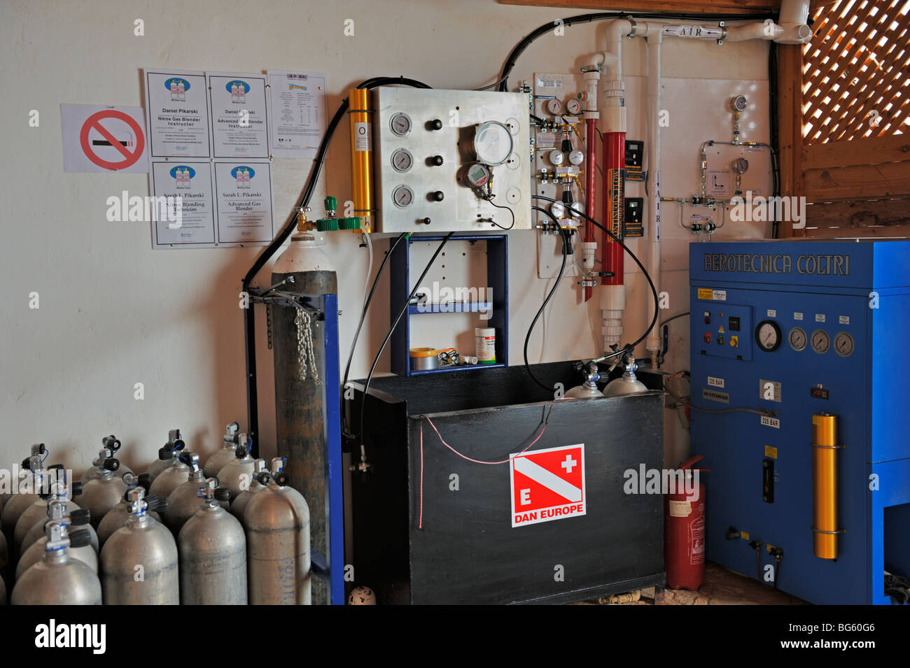 Scuba diving technical gas continuous flow blending system Stock Photo