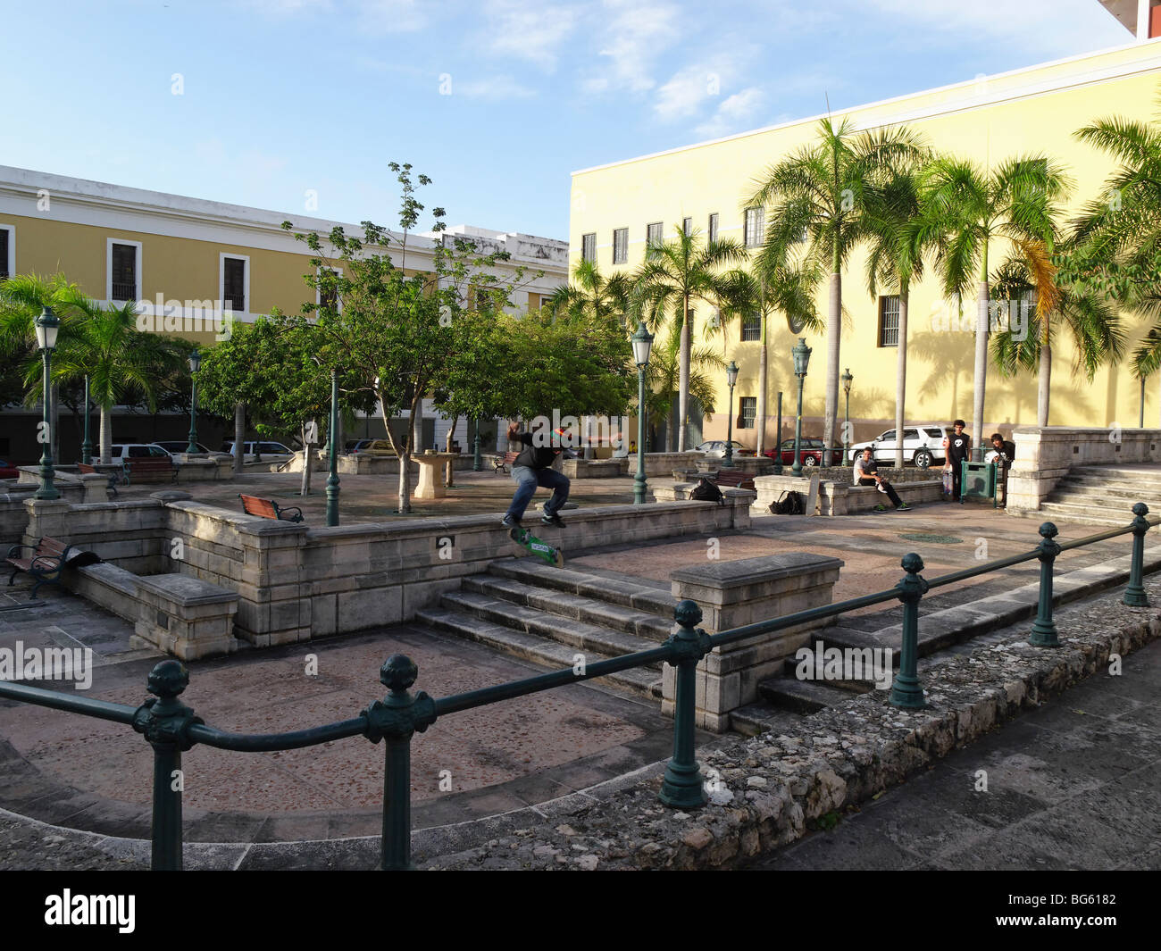 Skate park puerto rico hires stock photography and images Alamy